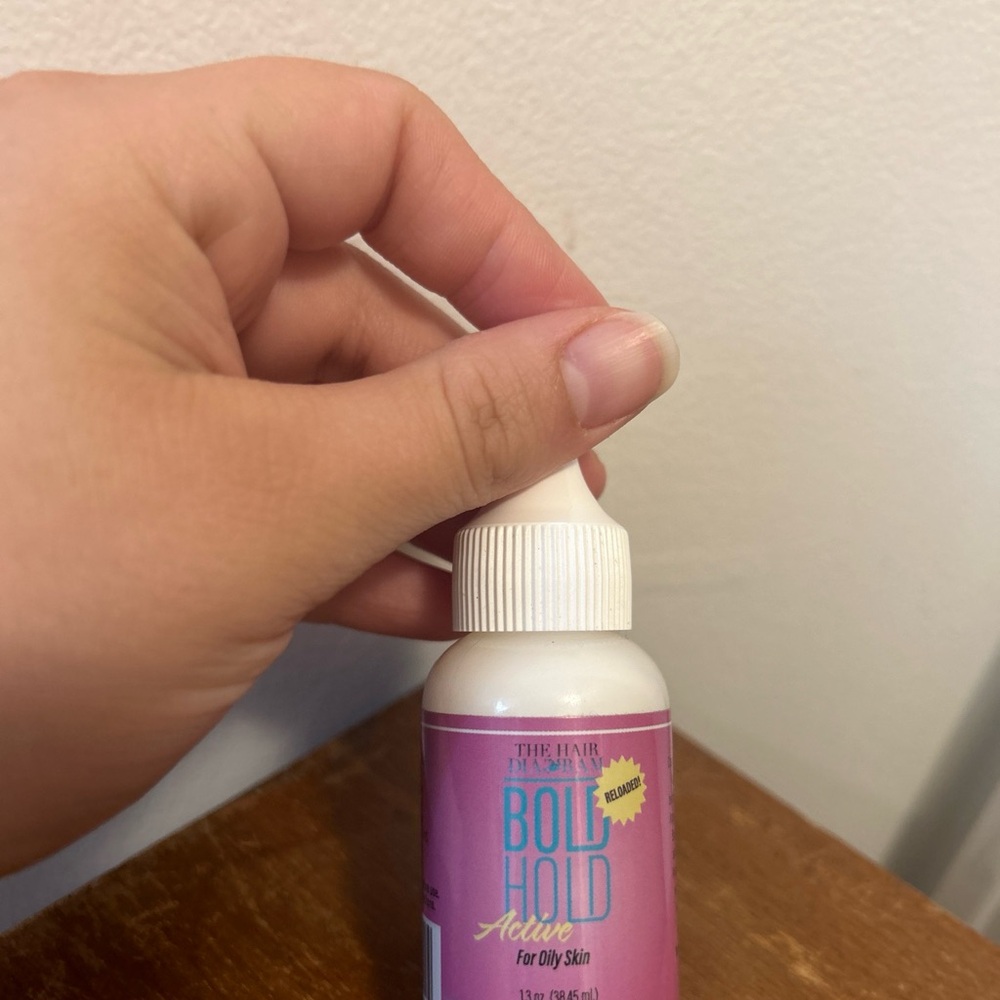 Bold Hold Active Lace Adhesive